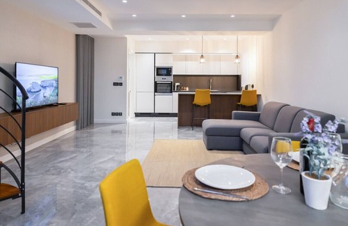 Floriana Apartment | Florette Suite 1BR with Stunning Lounge Terrace by ArcoBnb