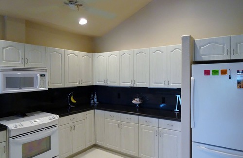 Al Lago Village Condo | Florida Condo Near Golf Course