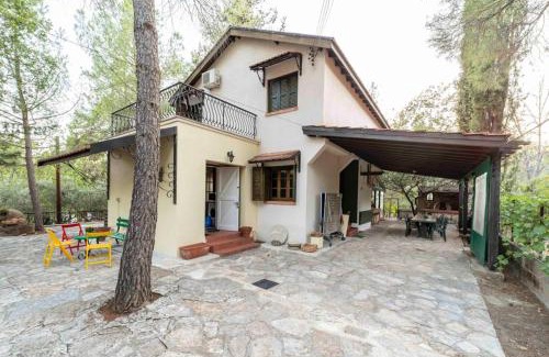 Trimiklini House | Floropounta