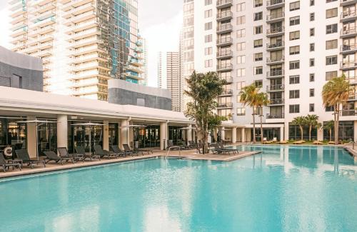 Downtown Miami Apartment | Flow Miami Hotel