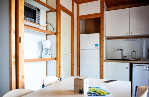 Lissac-sur-Couze Ski Chalet | Flower Camping du Lac du Causse * - Chalet Comfort 26m2 (2 bedrooms) + covered terrace 6m2 6 people