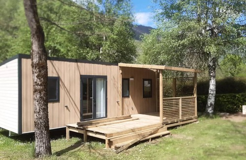 Vicdessos House | Flower Camping LA BEXANELLE * - Home Flower Premium 33m2 - 3 bedrooms + TV + LV + terrace 6 people
