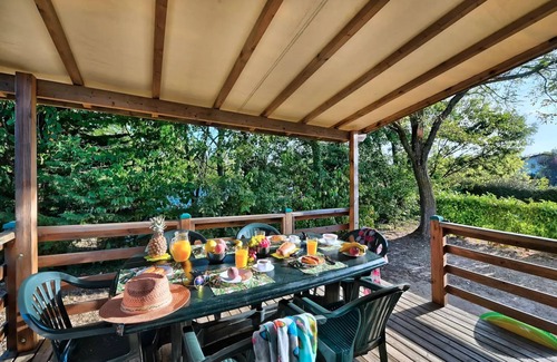 Anneyron House | Flower Camping La Chataigneraie * - Mobil home Comfort 29 m2 (2 bedrooms) + covered terrace + TV 6 persons