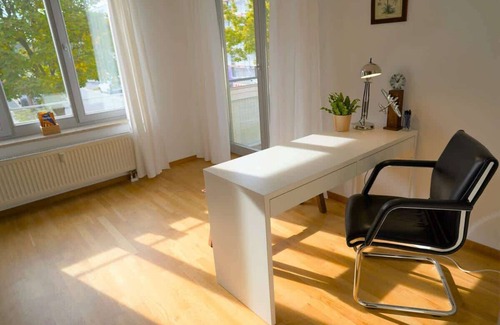 Schoenefeld Apartment | Fly Inn Apartment Berlin