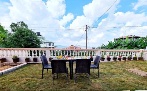 Wai Villa | Fogg Villa - Valley View/Swimming pool/AC
