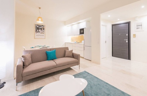 Kypseli Apartment | FOKIONOS NEGRI ELEGANCE