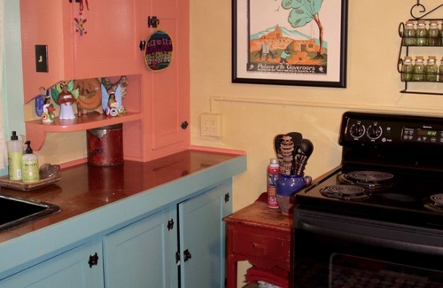 Tesuque House | Folk House - Charming Folk Art Inspired Guest House On Beautiful Tesuque Estate