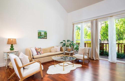 Folsom House | Folsom 4BR Retreat - Backyard & Parking
