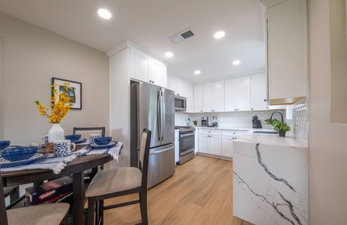 Folsom House | Folsom Old Town Escape - Beautifully renovated, short walk to Historic Folsom!