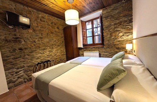 Escadarcs Hotel | Fonda dels Pics