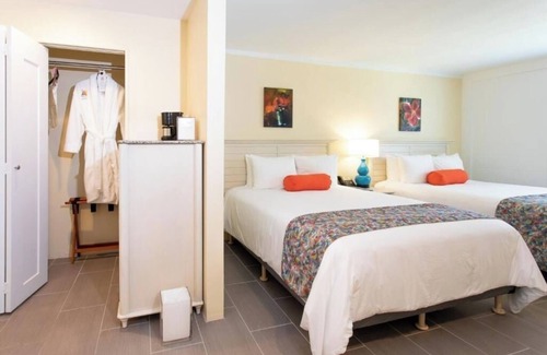 Christiansted Hotel | Food, Art, Sleep | 4 Queen Rooms Near Everything Fun