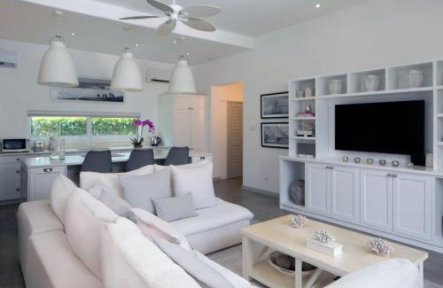Mount Standfast House | Footprints by Blue Sky Luxury