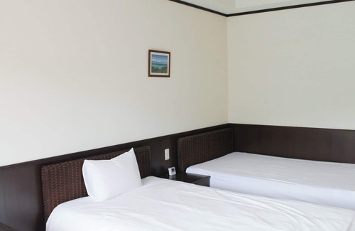 Ishigaki Hotel | For 2 people nonsmoking Asian style twin room /Ishigaki Okinawa