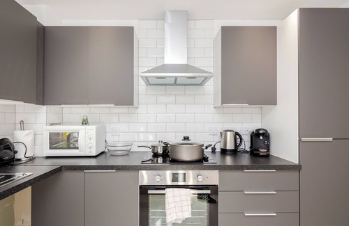 Island Gardens Apartment | *For The Larger Groups 2Bedroom 2Bathrooms Spacious Apartments *