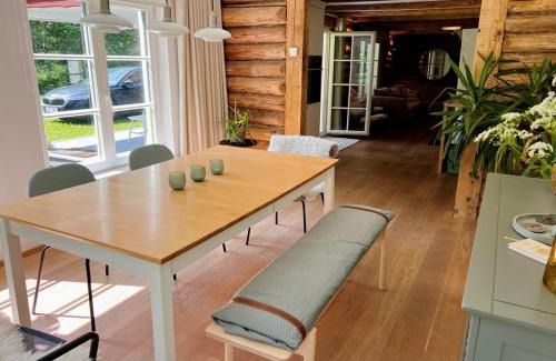 Soitme House | Forest Escape 35min from Tallinn - HotTub & Sauna