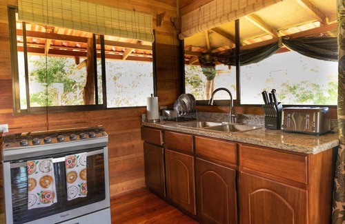 Penas Blancas Cottage | Forest-flame 2 Bedroom house and 1 bath in Costa Rica