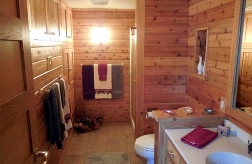 Watersmeet Bed & Breakfast | FOREST GARDENS GETAWAY B&B
