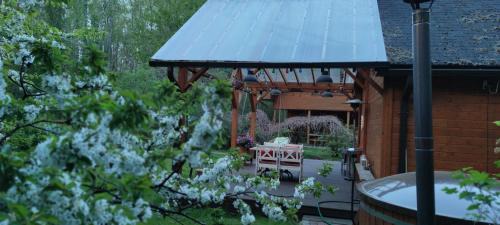 Jurmala House | Forest house with outdoor hot tub