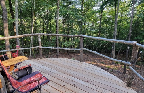 Lenoir RV Rental | Forest is for rest, Quiet and private location in the mountains Forrest Cump.