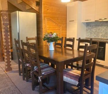Dumbravita Villa | Forest & Lake House