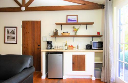 Southeast Carmel Cabin | Forest Lodge
