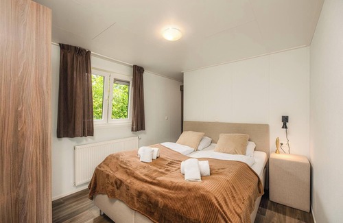Municipality of Rijssen-Holten Resort | Forest lodge with enclosed garden I 4 people (copy)