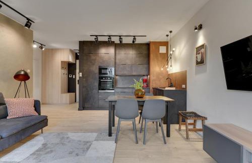 Gdynia Apartment | Forest Rivus Apartment with Parking by Lion Apartments
