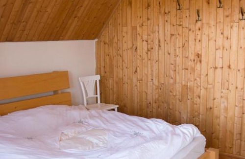 Mavrovi Anovi House | Forest Villa