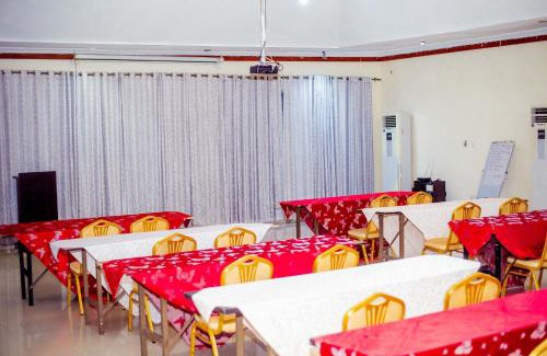 Owerri Hotel | Forever Hotel and Suites