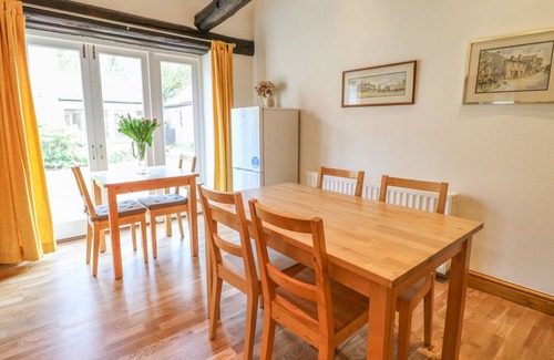Gainsborough Cottage | FORGE COTTAGE, pet friendly, with open fire in Kirton-In-Lindsey