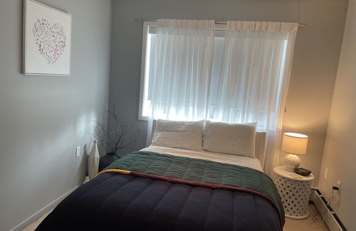 Yellowknife House | Forget your worries in this spacious and serene space!