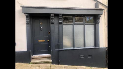 Macclesfield Apartment | Former 16th Century Inn - In the heart of Macclesfield, gateway to the Peaks