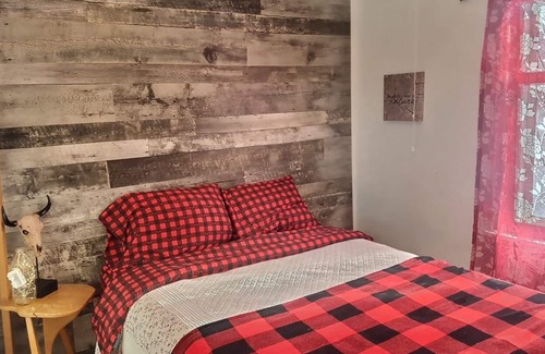 La Mitis House | Former General Store Chez Frid