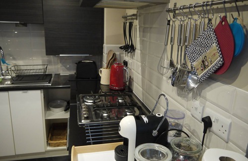 Ashwick Apartment | Former showhome with indoor pool & gym
