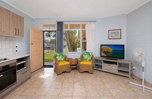 Forster Apartment | Forster Lodge 6: 1 BR, 0.5 BA in Forster, Sleeps 4