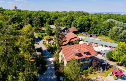 Schoenstedt Hotel | Forsthaus Thiemsburg im Nationalpark Hainich