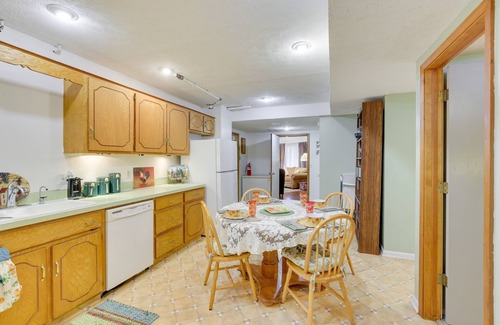Fort Calhoun Apartment | Fort Calhoun Home w/Screened Porch + Playground!