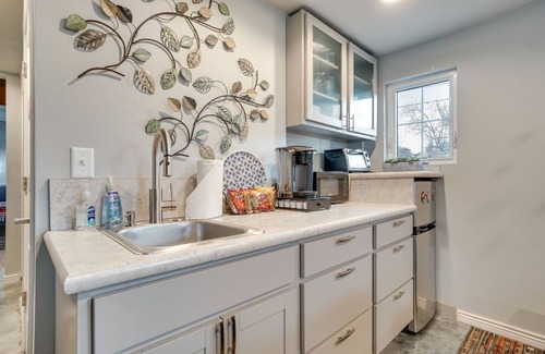 Old Prospect Cottage | Fort Collins Vacation Rental w/Private Hot Tub!
