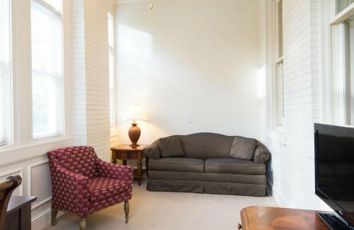Indianapolis Resort | Fort Harrison State Park Inn