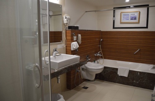Dwaraka Nagar Hotel | Fortune Inn Sree Kanya, Visakhapatnam - Member ITC Hotels' Group