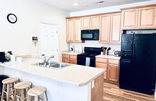 Mesquite Condo | Fortune's Edge Retreat by Mesquite Vacation Rentals: Ground Level with 2 Car Garage and $510 in free daily activities