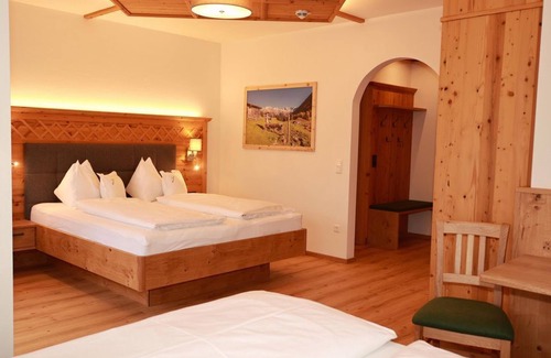 Haus Other | Four-bed room with shower, WC - Grundnerhof