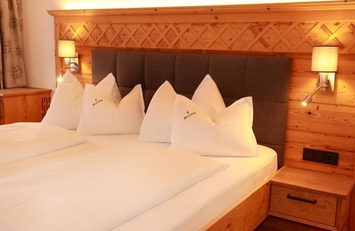Haus Other | Four-bed room with shower, WC - Grundnerhof