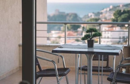Ulcinj House | Four bedded studio with partial sea view