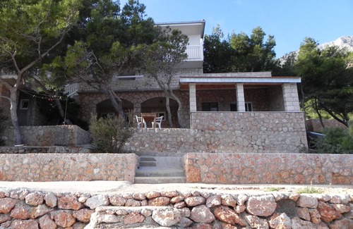 Sveta Nedjelja Apartment | Four-bedroom apartment near beach Sveta Nedilja, Hvar (A-11433-c)