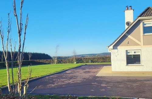 Churchfield Cottage | Four bedroom country cottage with scenic views