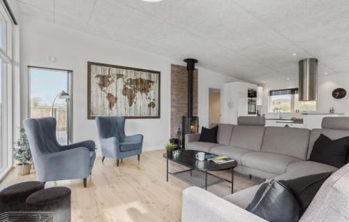 Fynshav House | Four-Bedroom Holiday Home Haderslev With A Room Hot Tub 09