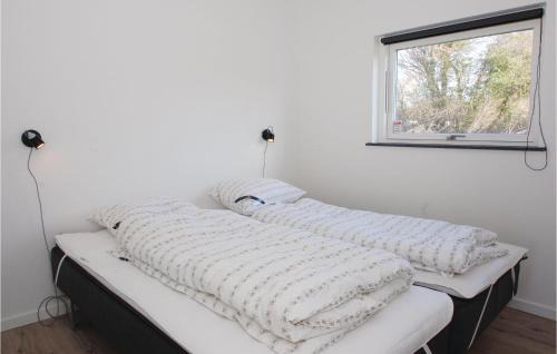Fynshav House | Four-Bedroom Holiday Home Haderslev With A Room Hot Tub 02