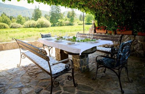 Markovec Villa | Four-Bedroom Villa Bajer