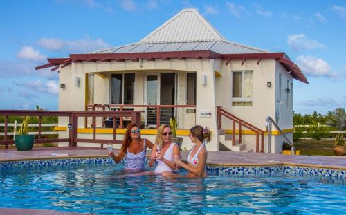 Setting Point Villa | Four Diamonds Park Villas